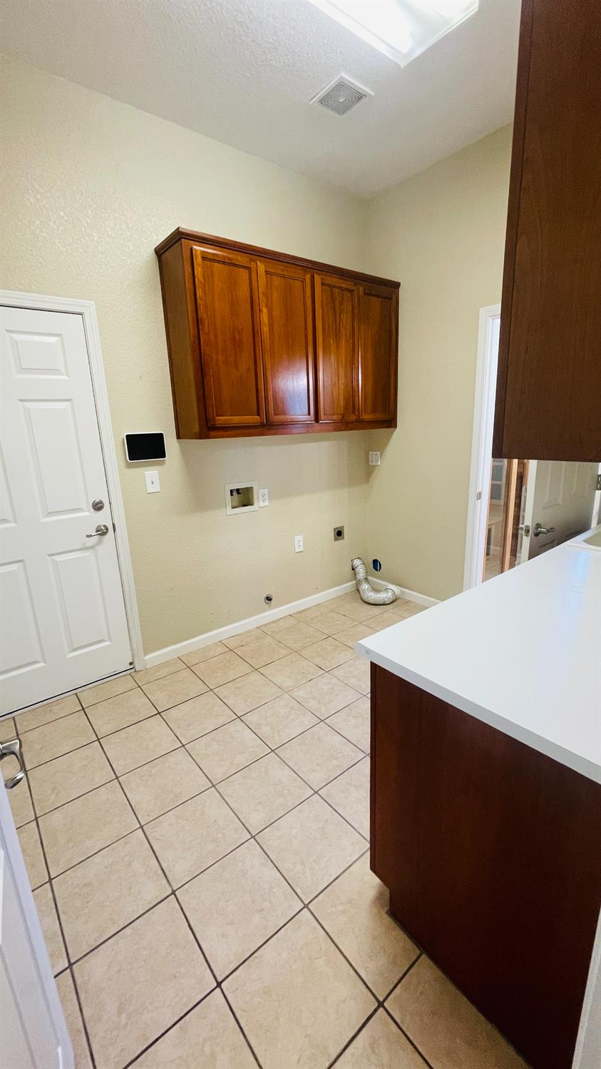 428 E Milgeo Ave, Ripon, CA 95366