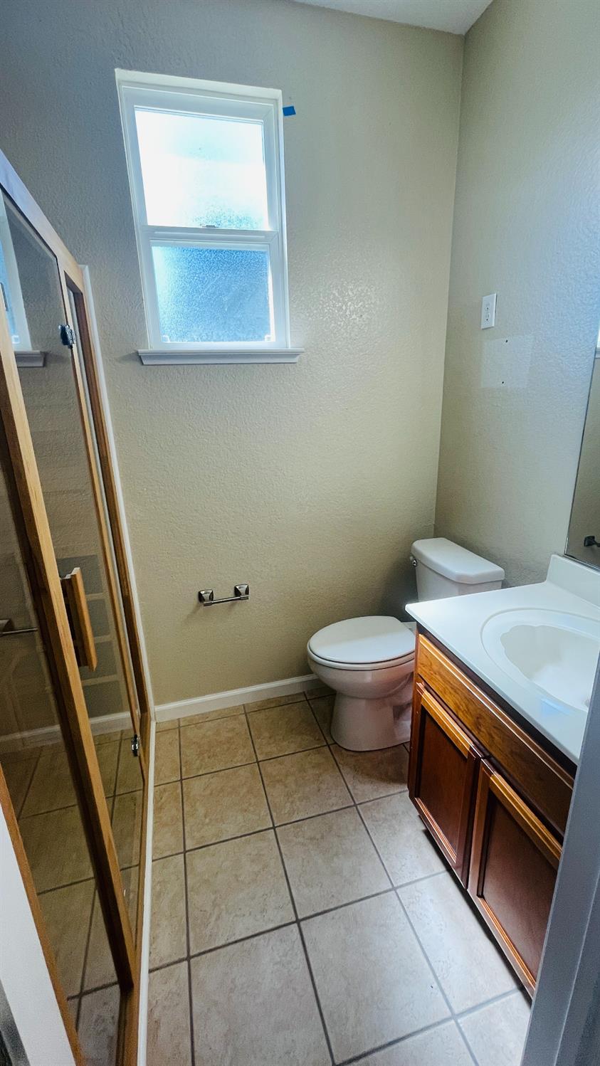 428 E Milgeo Ave, Ripon, CA 95366
