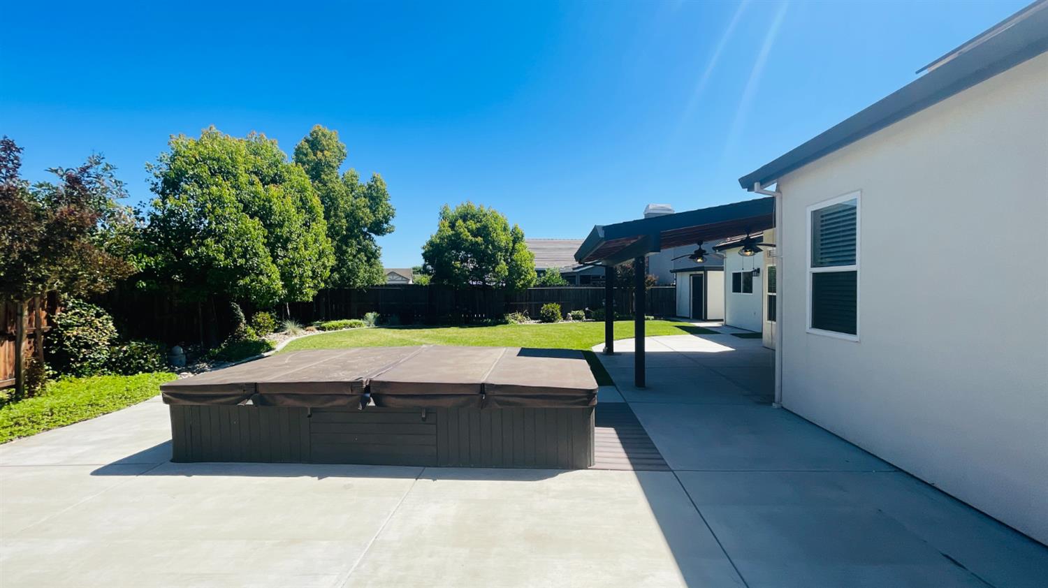 428 E Milgeo Ave, Ripon, CA 95366