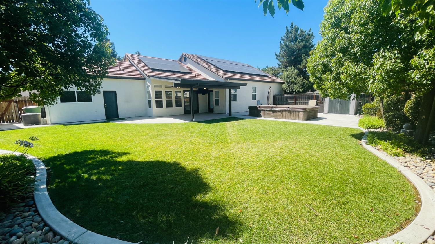428 E Milgeo Ave, Ripon, CA 95366