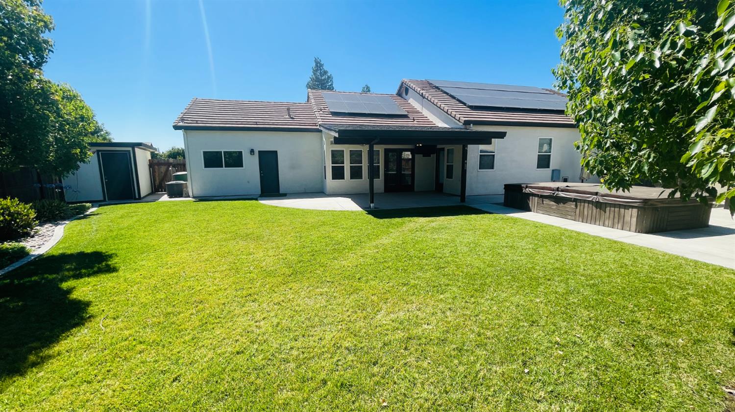 428 E Milgeo Ave, Ripon, CA 95366