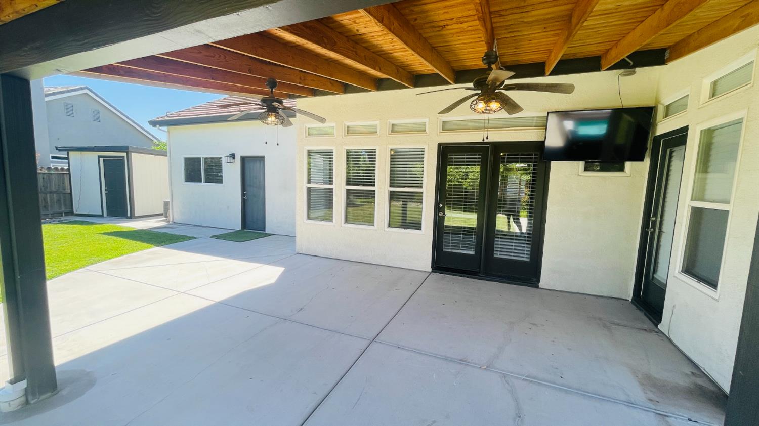 428 E Milgeo Ave, Ripon, CA 95366