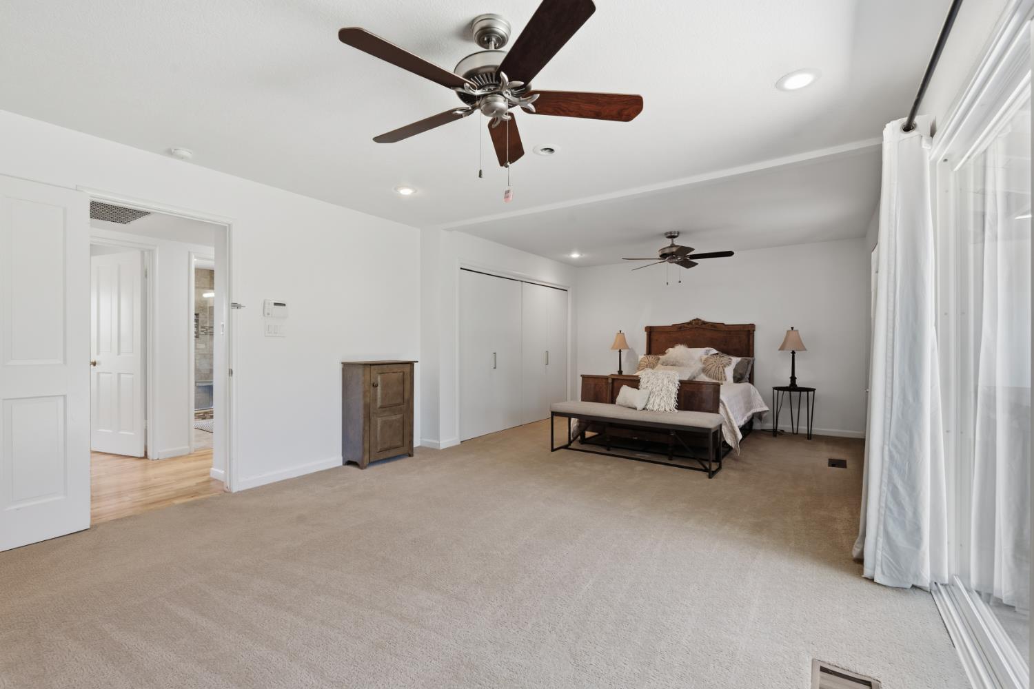 908 Newcastle Ct, Modesto, CA 95355