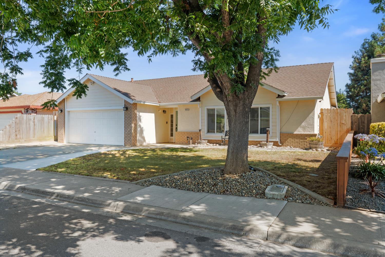 1073 Wickel St, Turlock, CA 95382