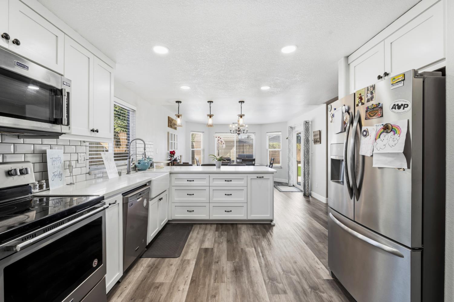 1073 Wickel St, Turlock, CA 95382