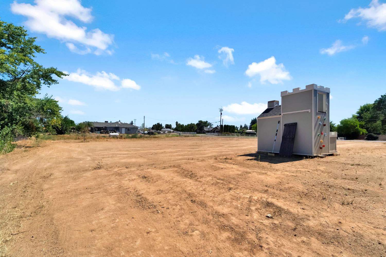 26515 Greentree, Madera, CA 93638