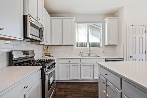 6552 E Huffman Ave, Fresno, CA 93727