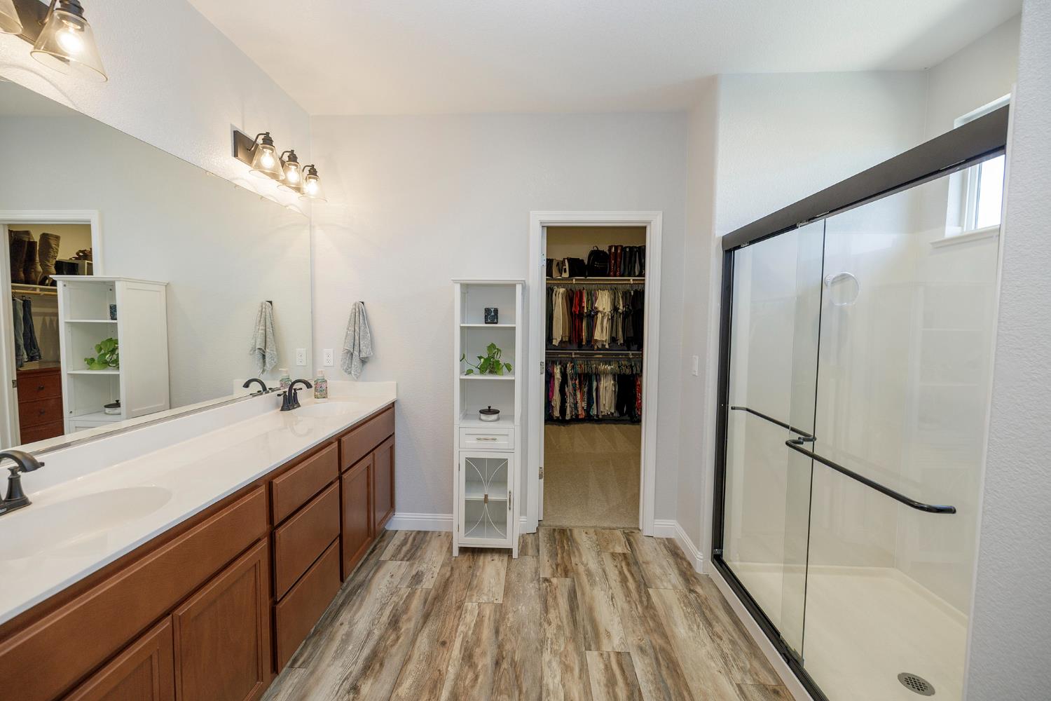 5224 Davina Way, Keyes, CA 95328