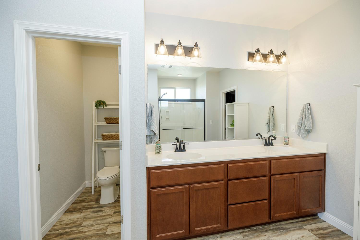 5224 Davina Way, Keyes, CA 95328