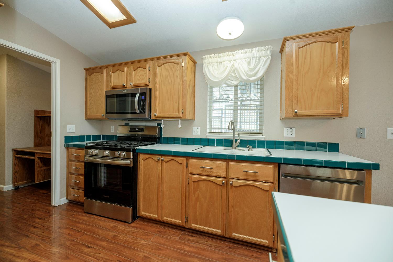 2505 Jackson Ave #138, Escalon, CA 95320