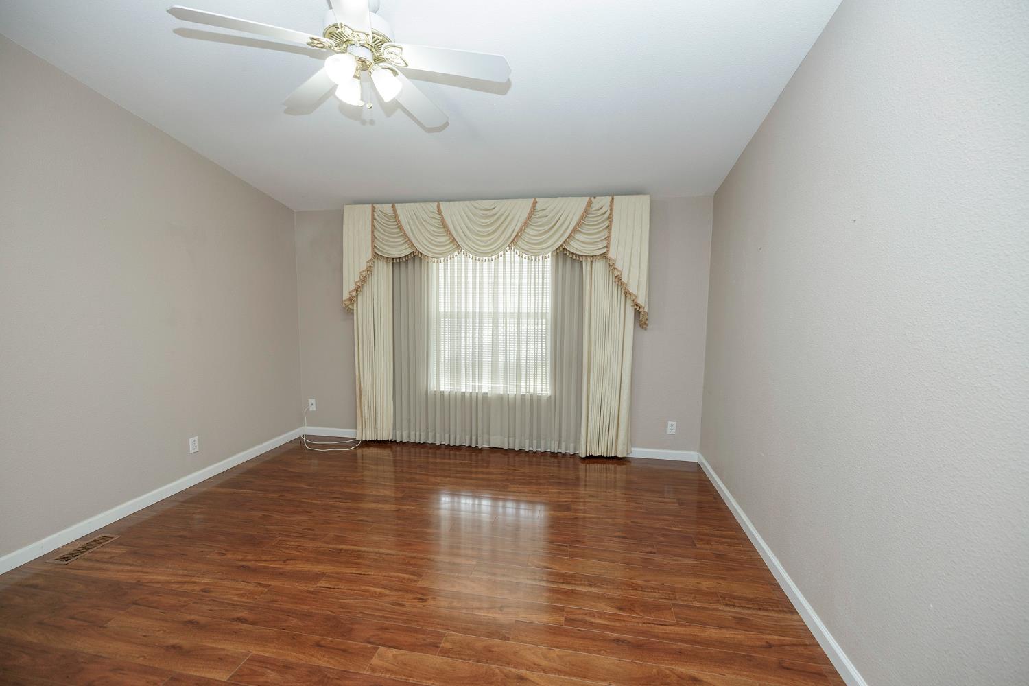 2505 Jackson Ave #138, Escalon, CA 95320
