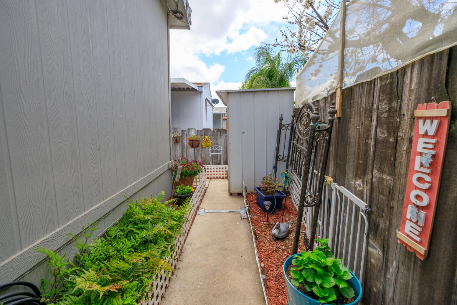 2505 Jackson Ave #138, Escalon, CA 95320