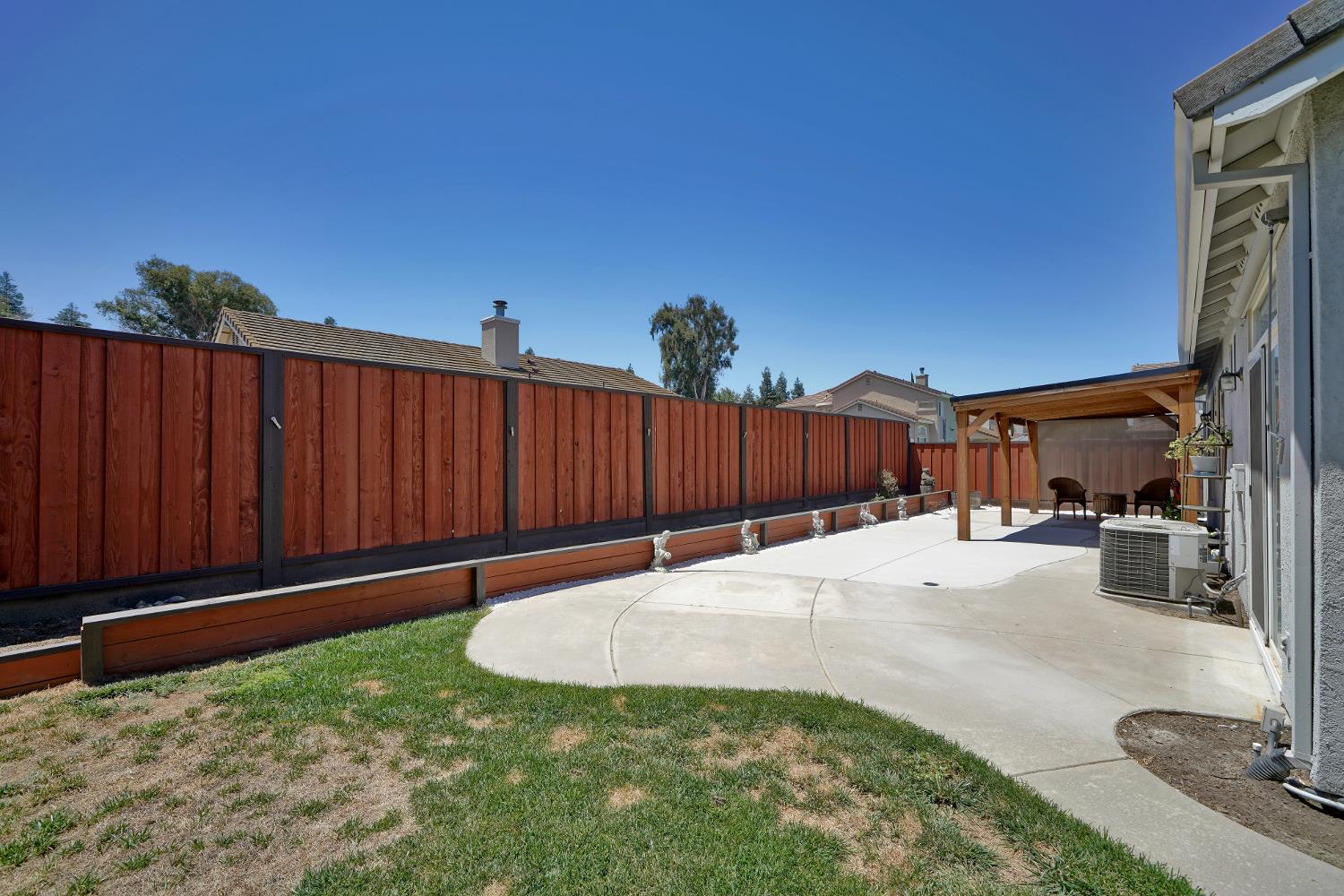 1884 Vaduz Ct, Manteca, CA 95337