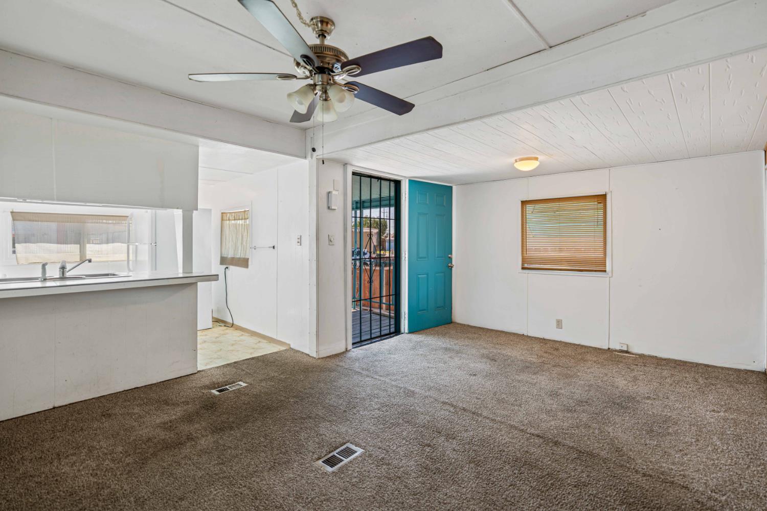4449 S Carpenter Rd #D2, Modesto, CA 95358