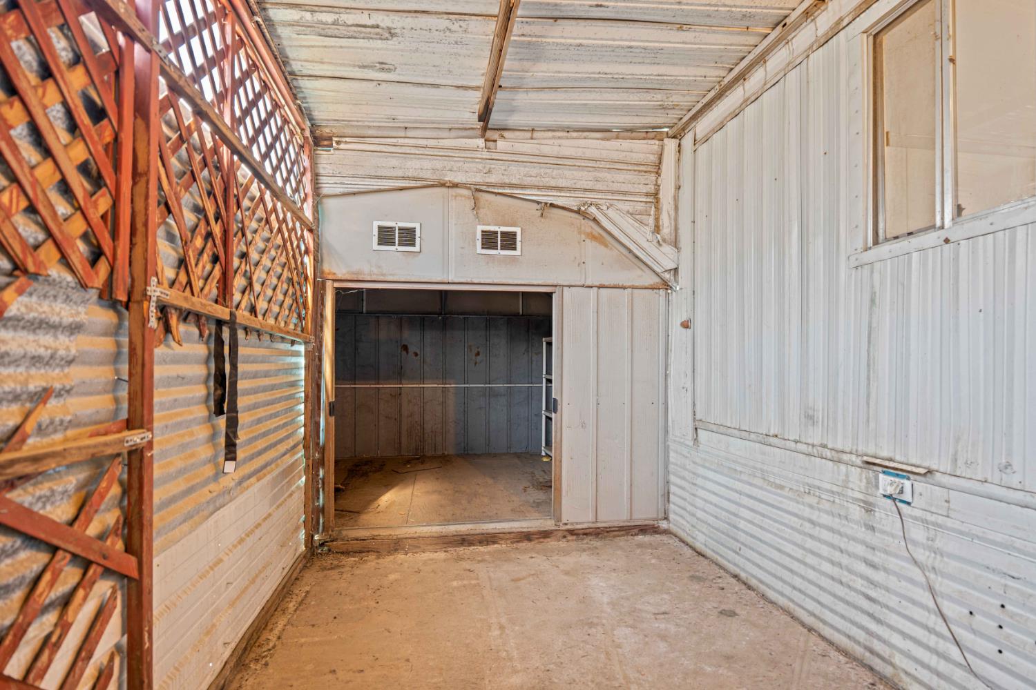 4449 S Carpenter Rd #D2, Modesto, CA 95358