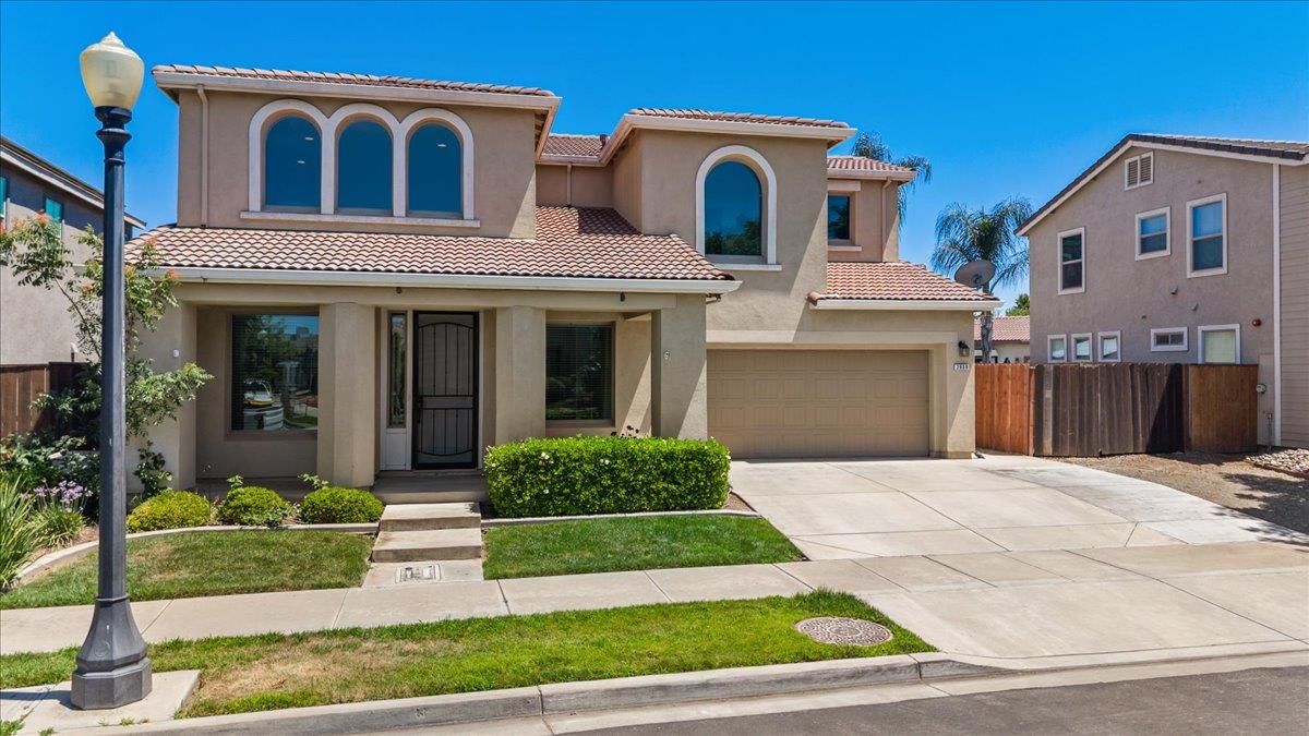 2809 Greger St, Oakdale, CA 95361