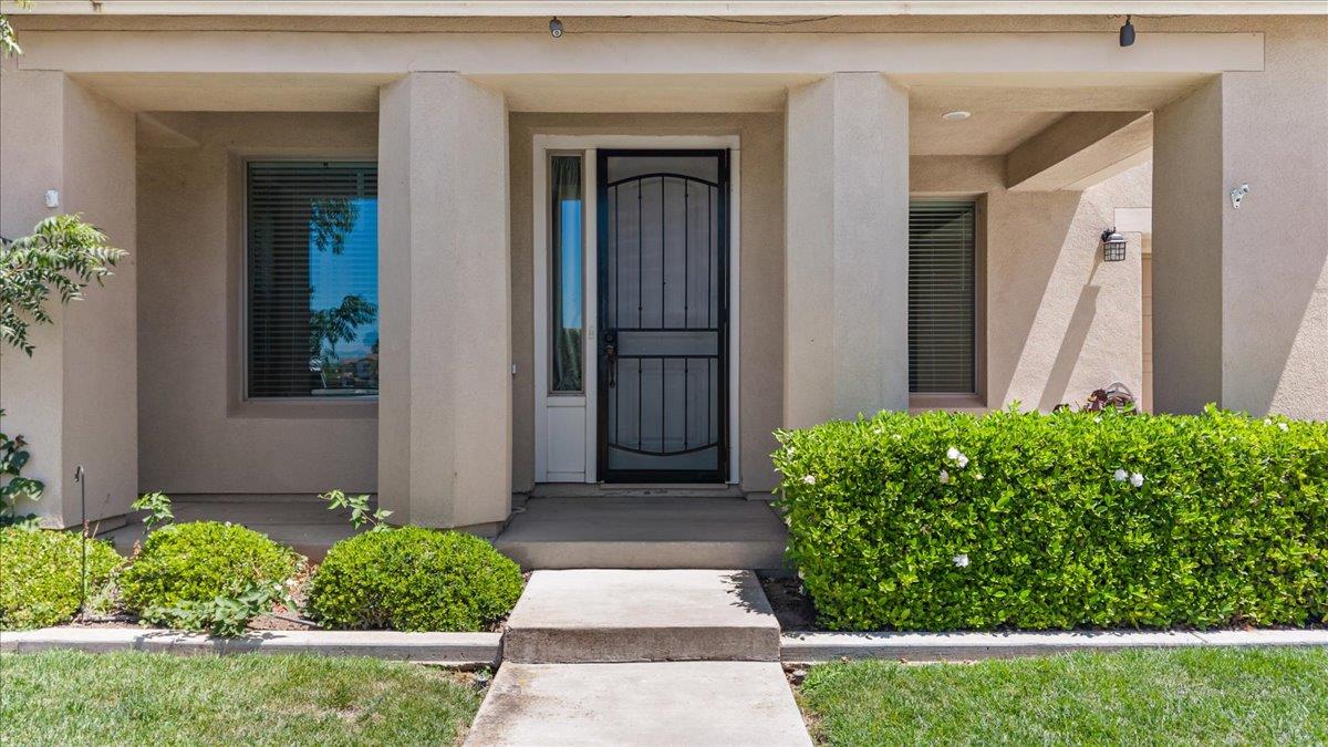 2809 Greger St, Oakdale, CA 95361
