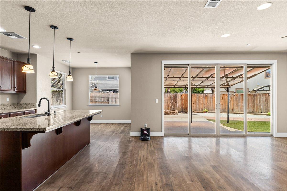 2809 Greger St, Oakdale, CA 95361