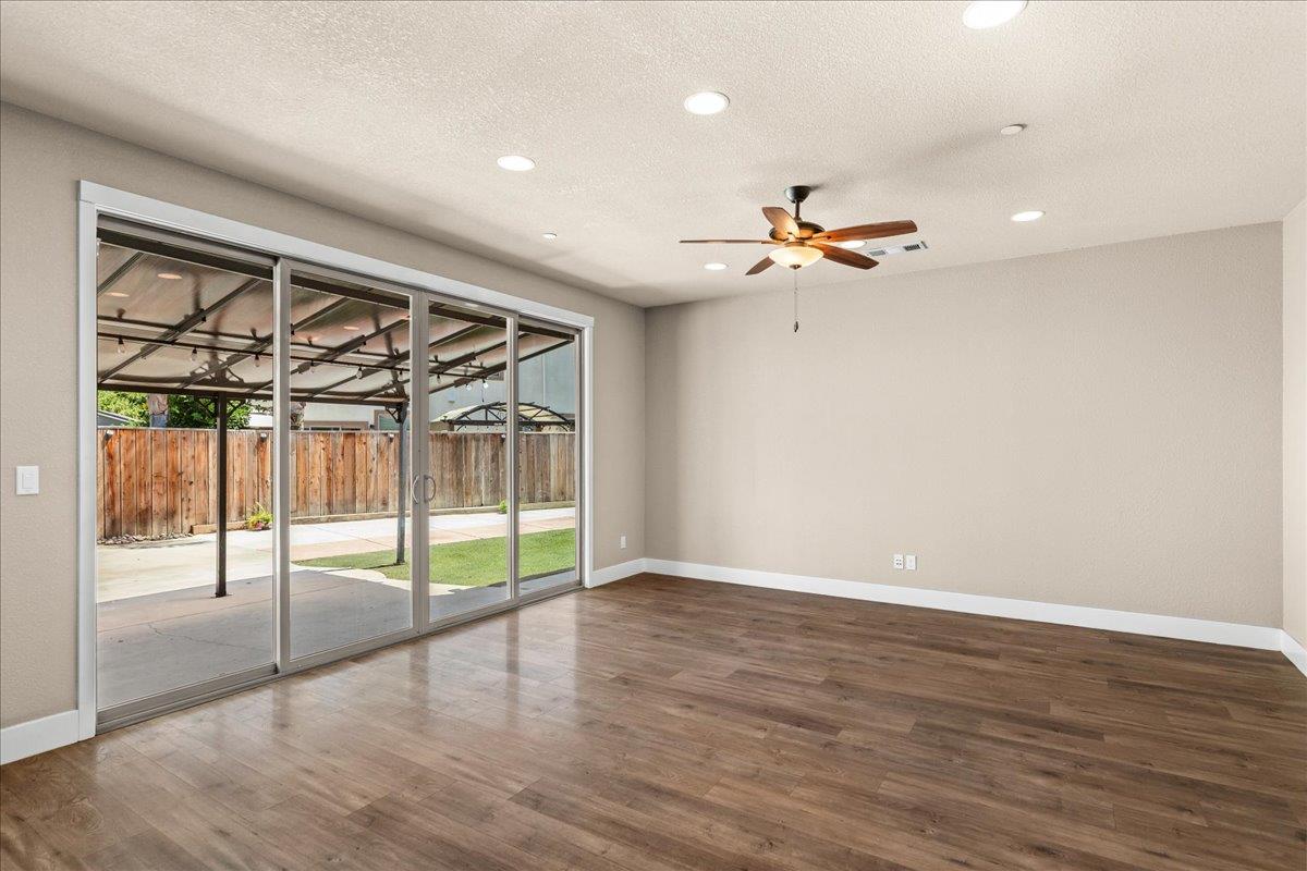 2809 Greger St, Oakdale, CA 95361