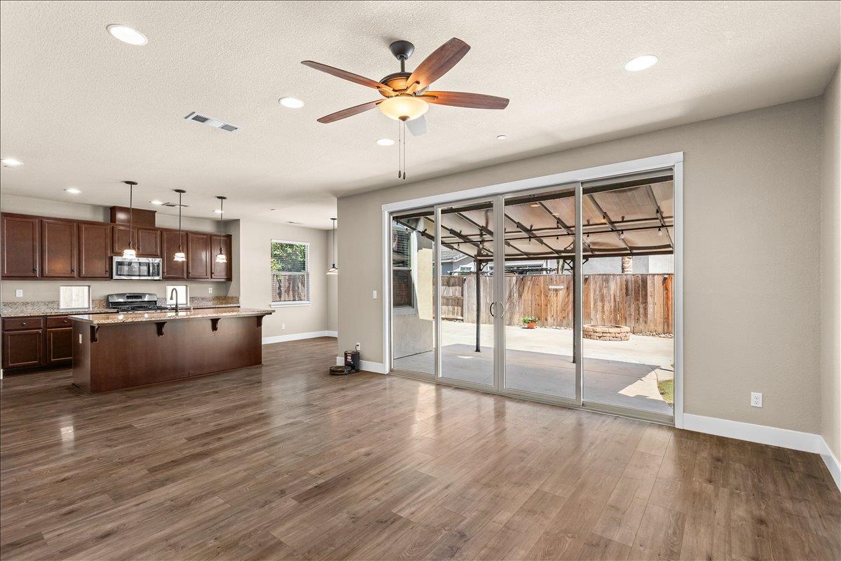 2809 Greger St, Oakdale, CA 95361