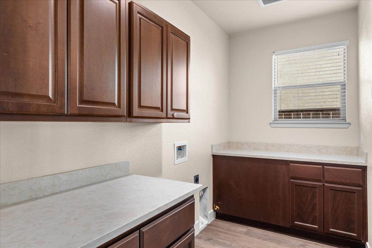 2809 Greger St, Oakdale, CA 95361