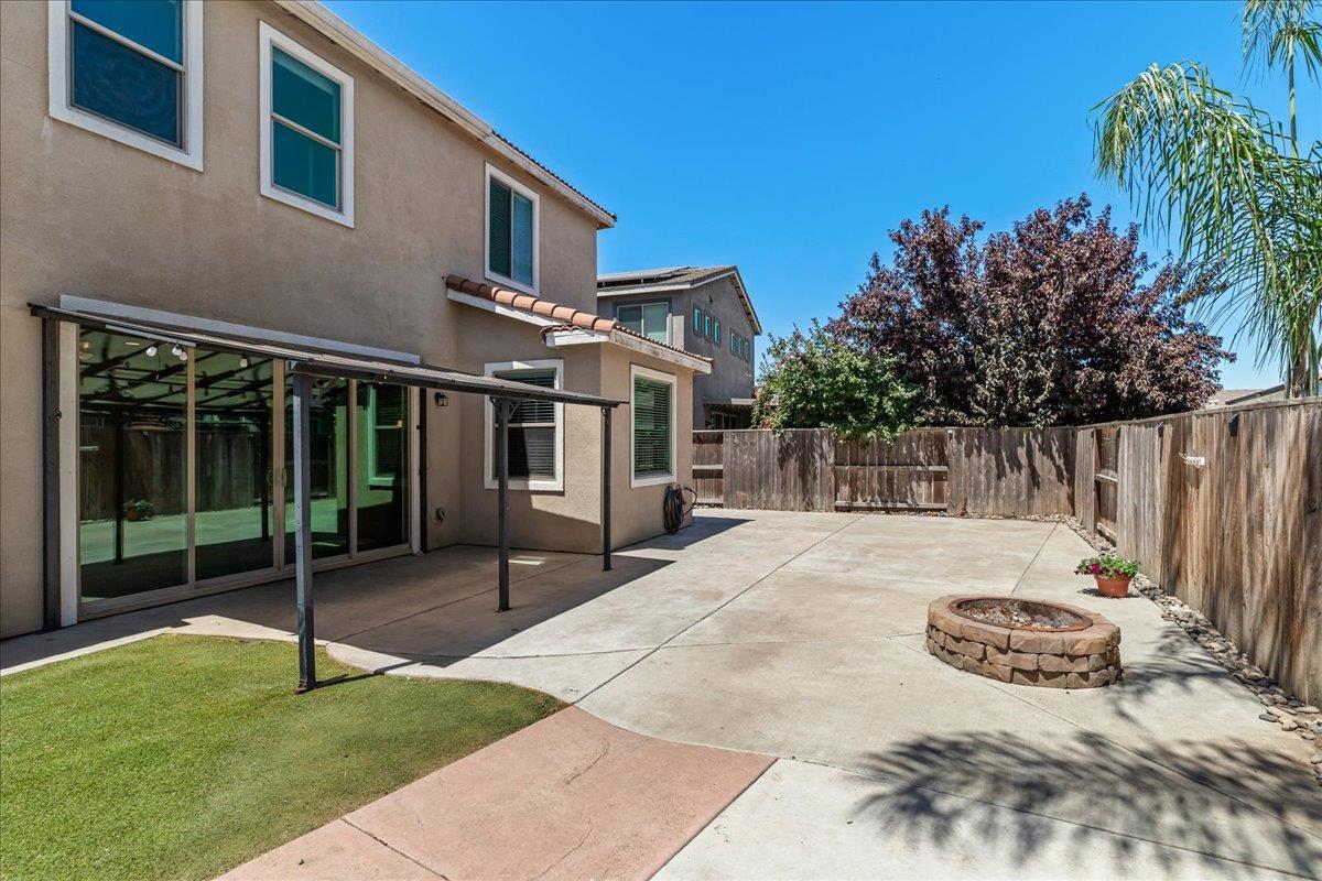 2809 Greger St, Oakdale, CA 95361