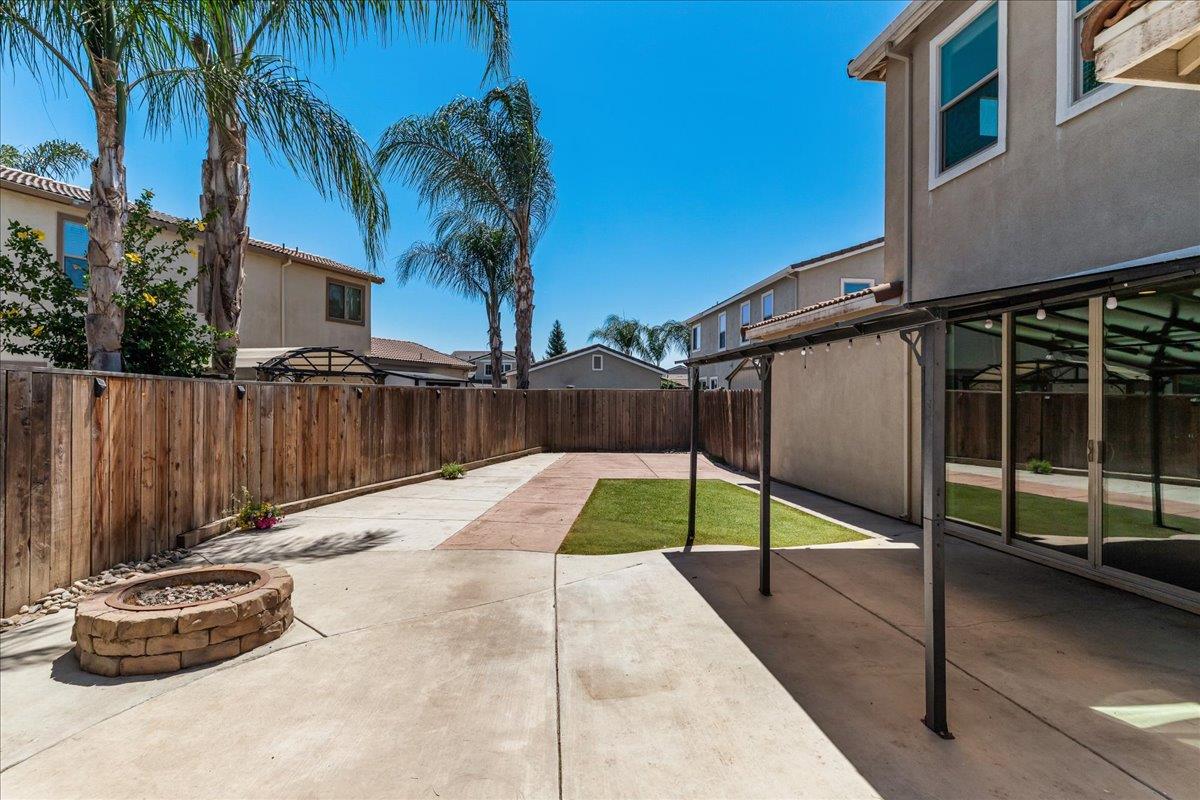 2809 Greger St, Oakdale, CA 95361