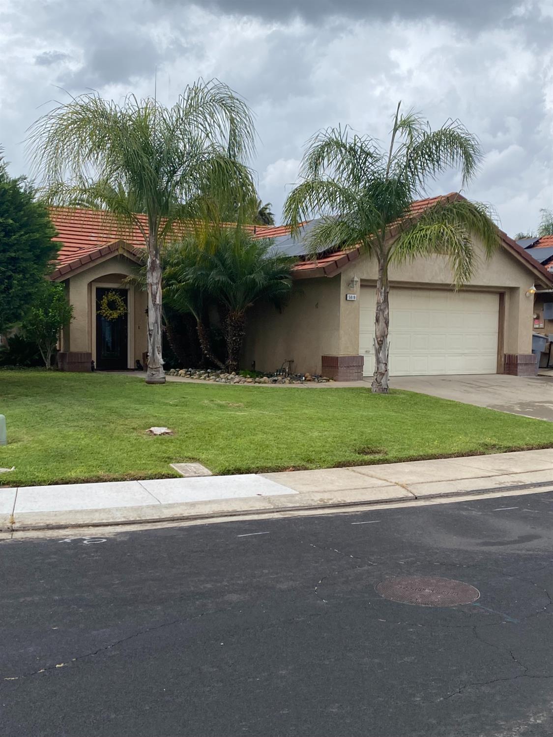 5819 Thoroughbred Dr, Riverbank, CA 95367