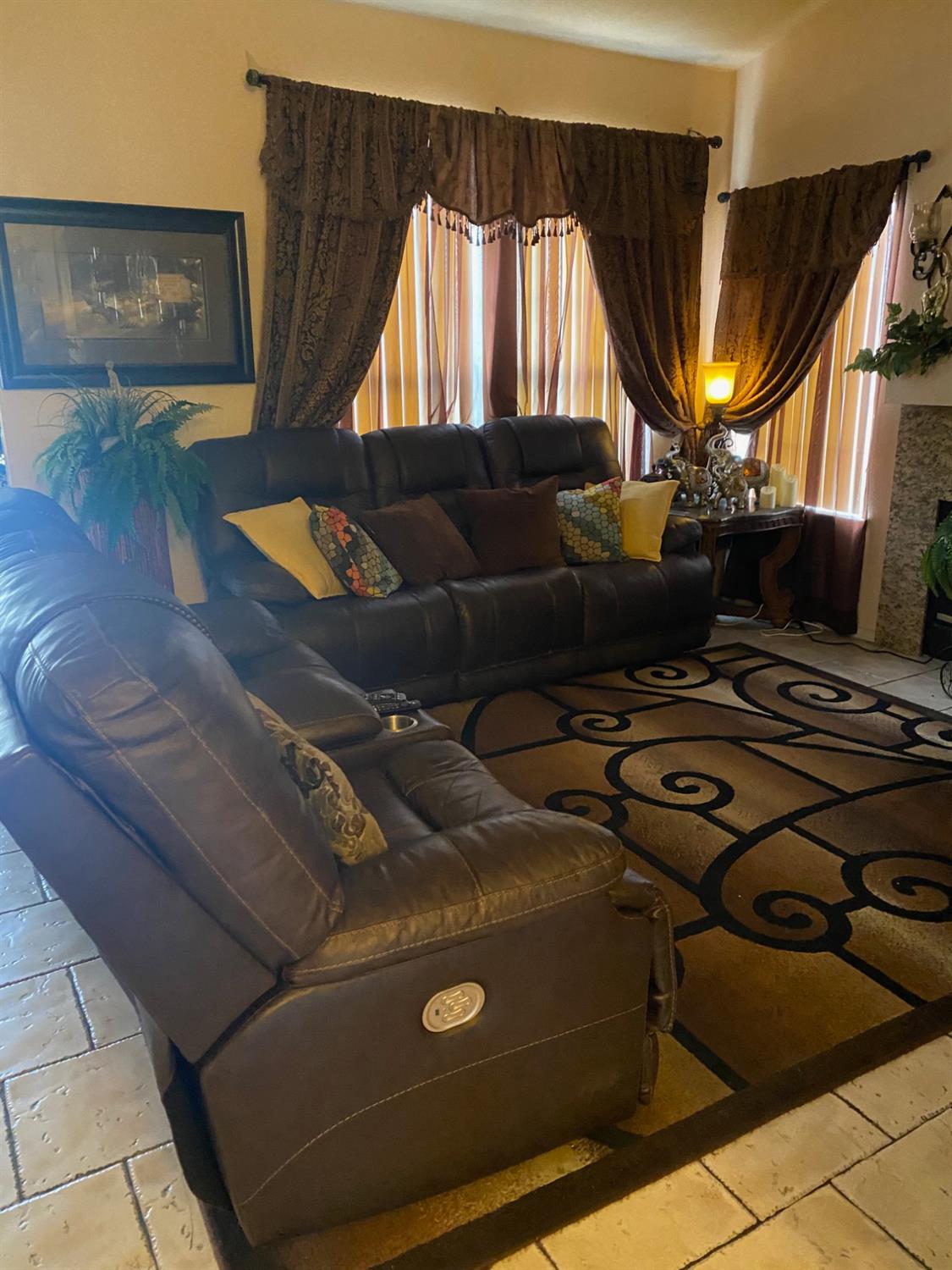 5819 Thoroughbred Dr, Riverbank, CA 95367