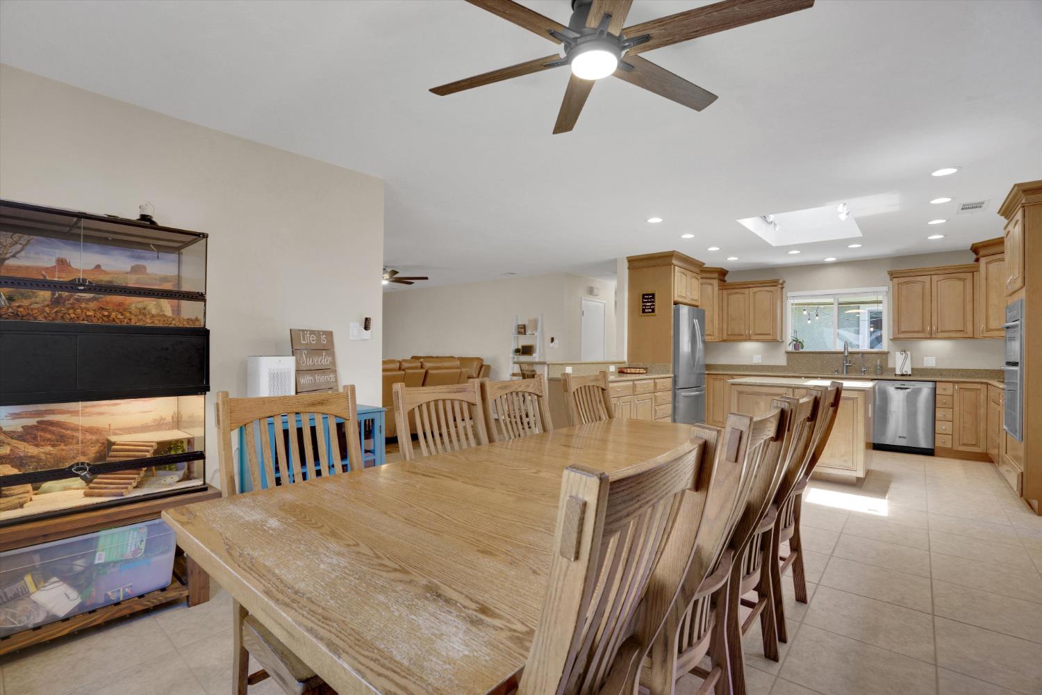 1177 Pine St, Manteca, CA 95336