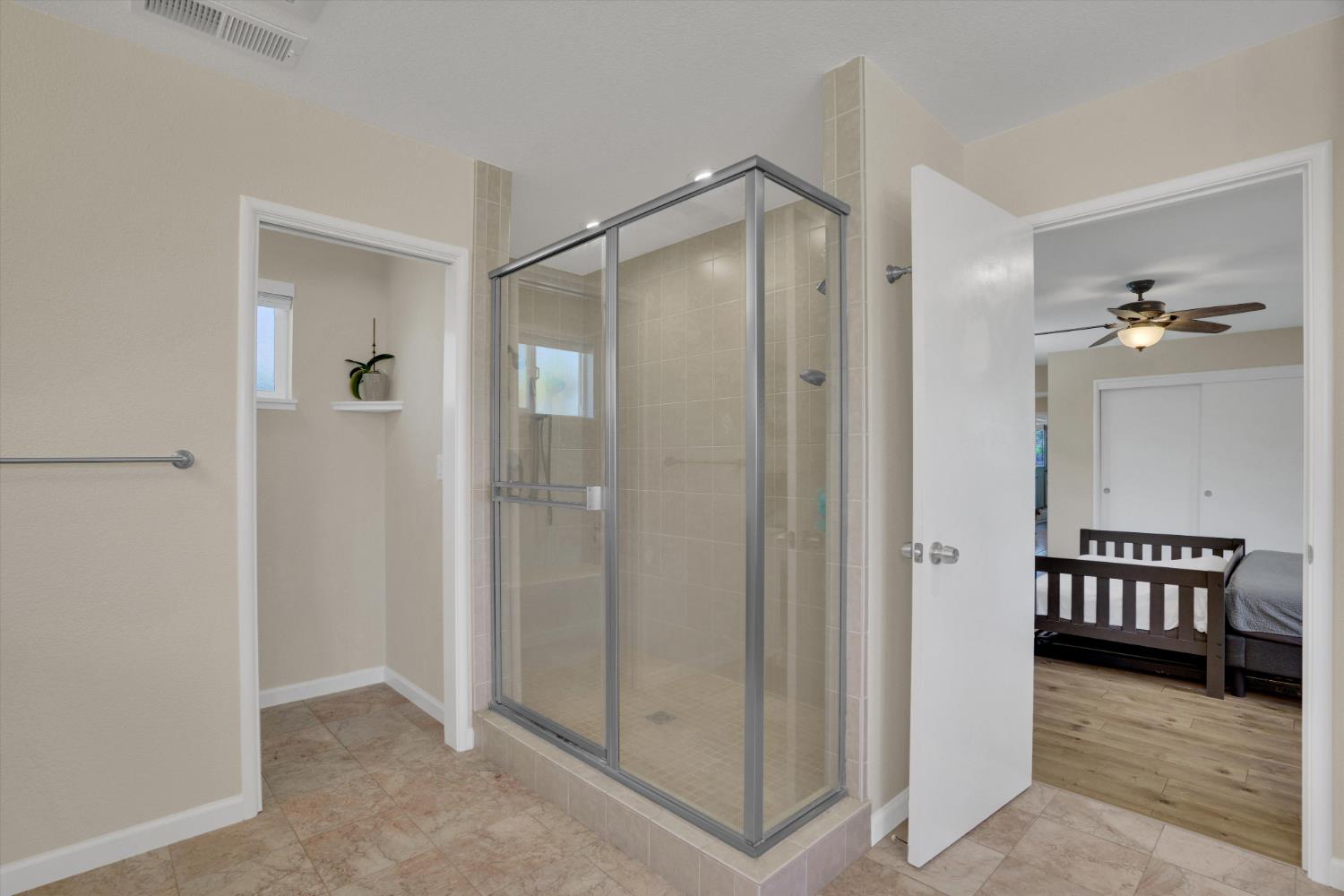 1177 Pine St, Manteca, CA 95336