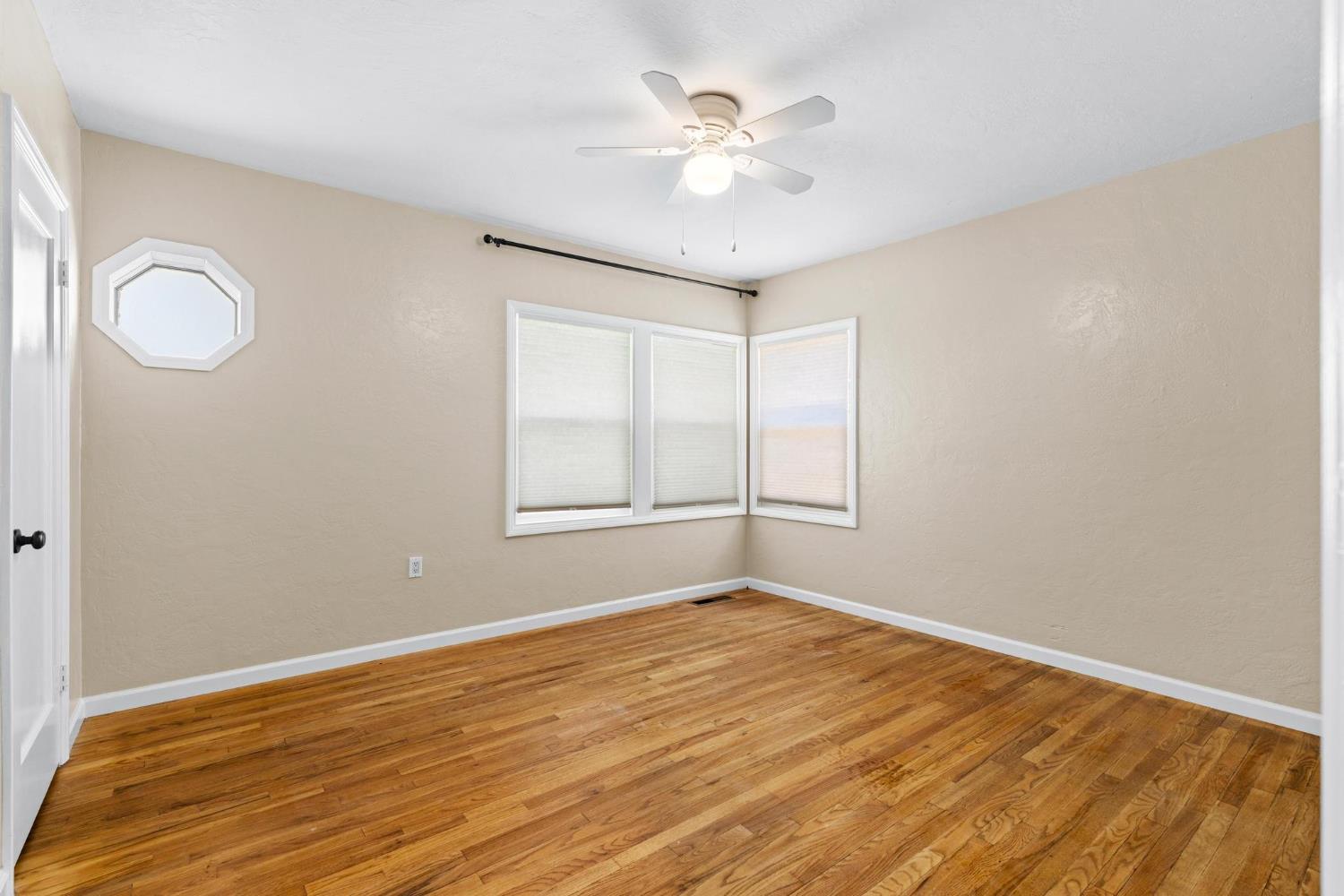 320 N Santa Cruz Ave, Modesto, CA 95354