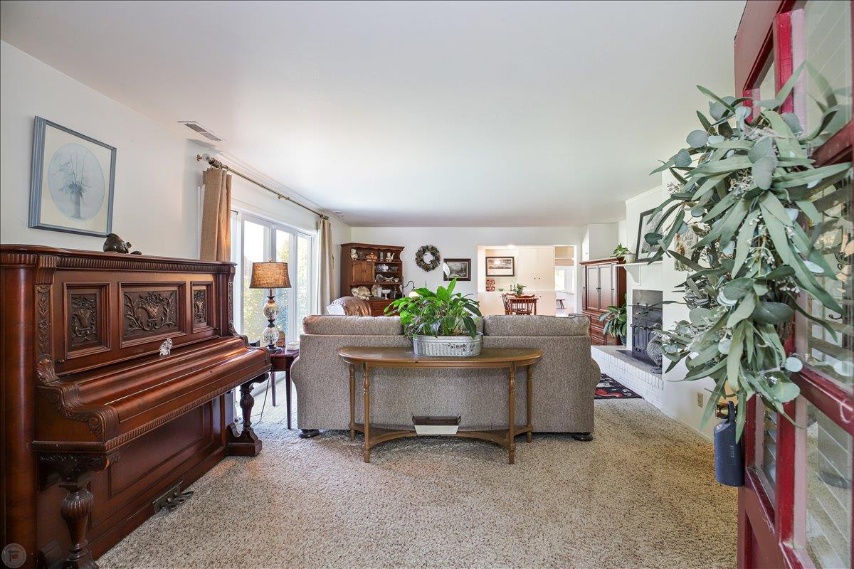 28937 Upper Rd, Newman, CA 95360