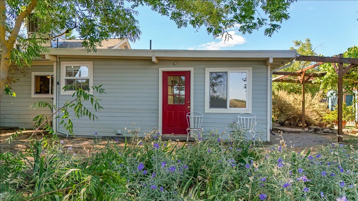 28937 Upper Rd, Newman, CA 95360
