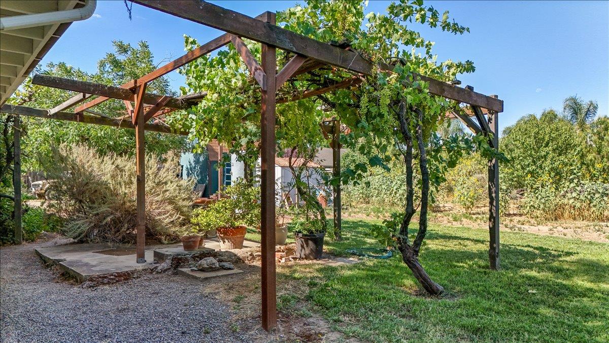 28937 Upper Rd, Newman, CA 95360