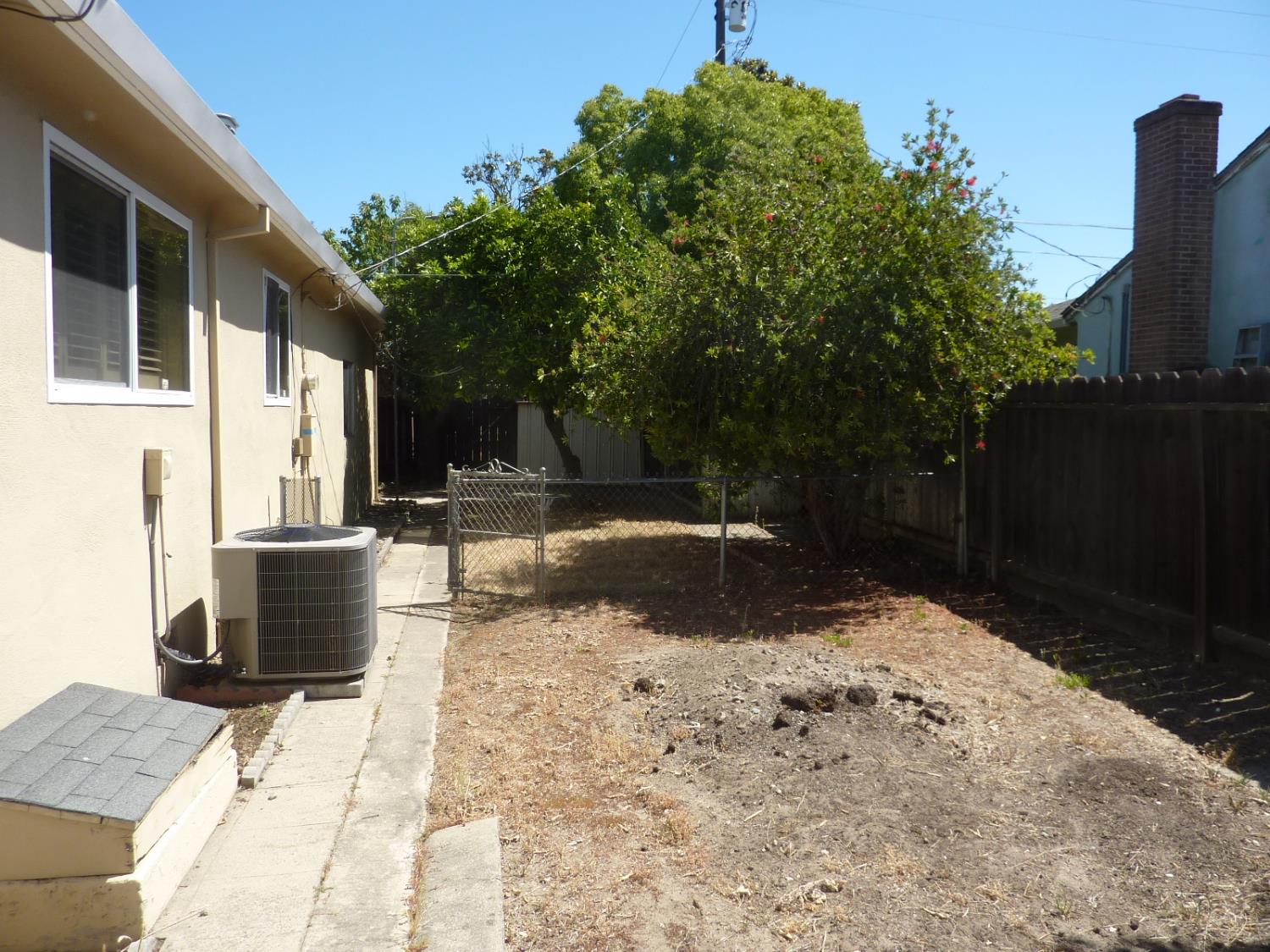 719 S Maple Ave, Manteca, CA 95337