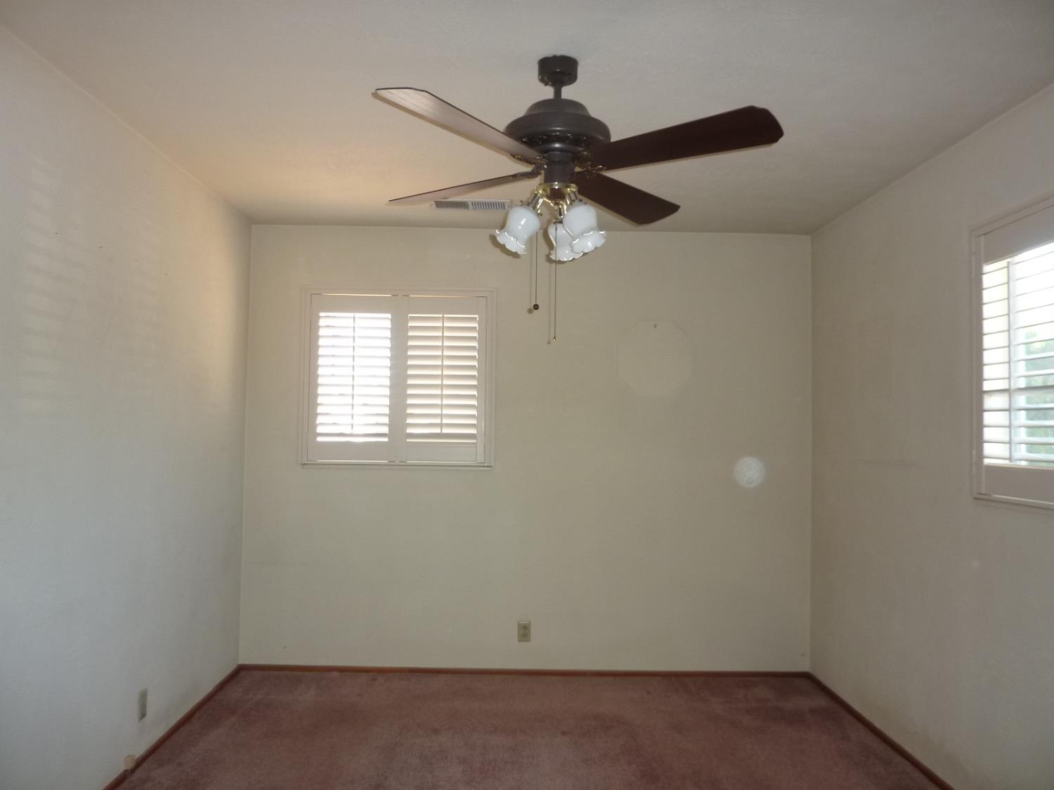 719 S Maple Ave, Manteca, CA 95337