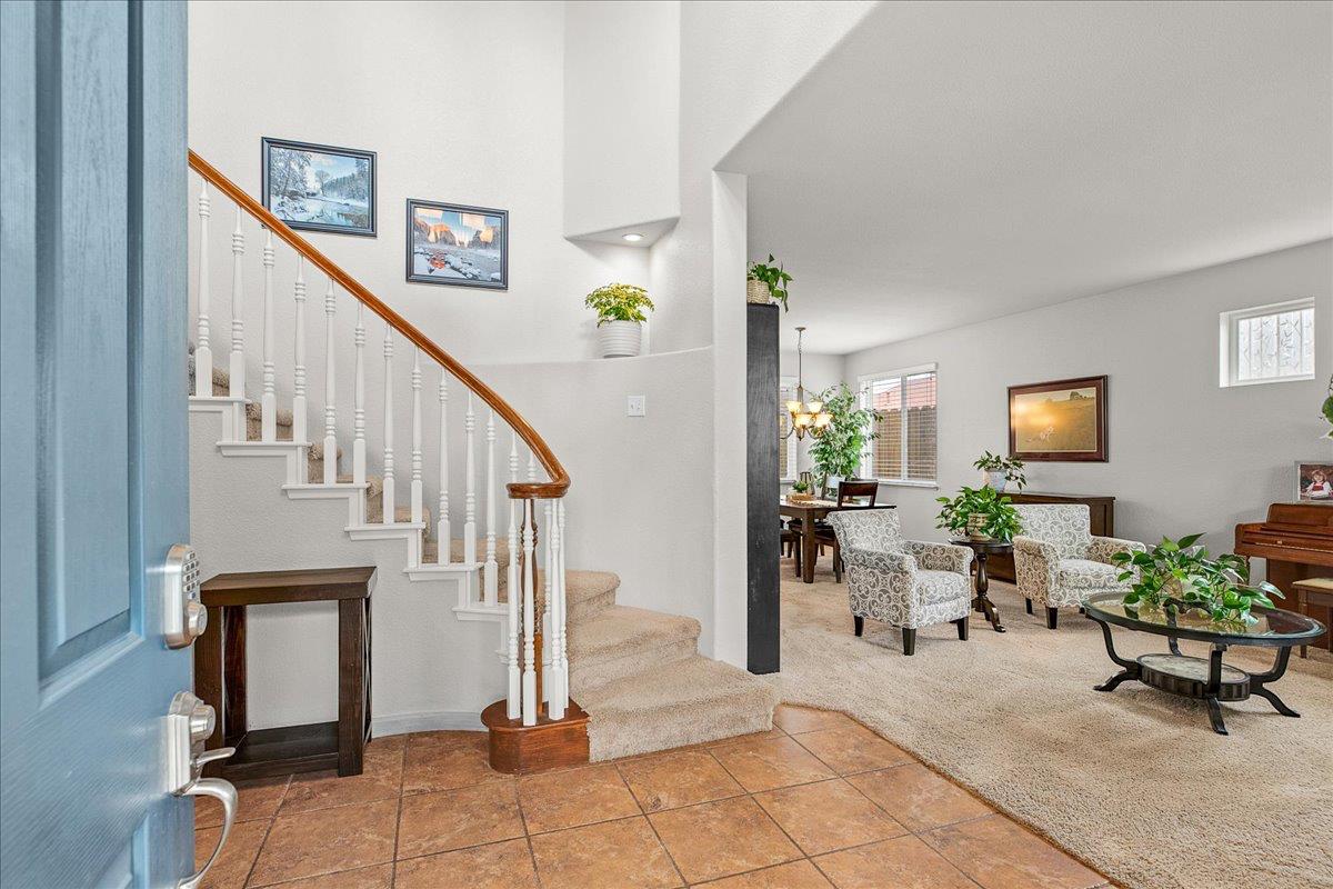 2701 Ashbrook Dr, Modesto, CA 95355
