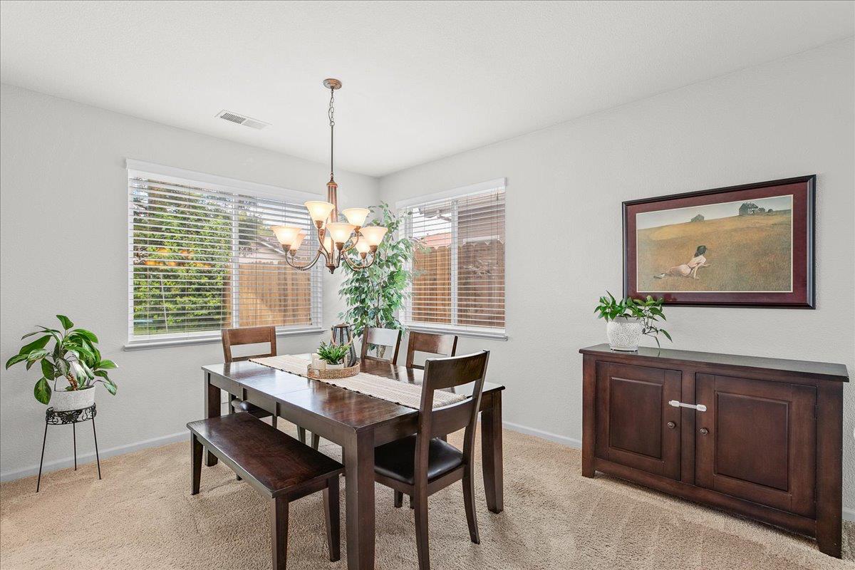 2701 Ashbrook Dr, Modesto, CA 95355