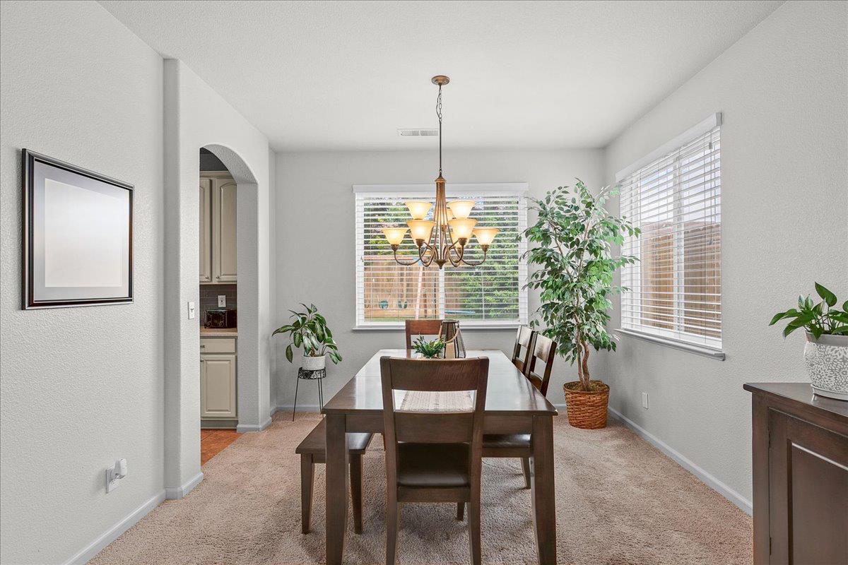 2701 Ashbrook Dr, Modesto, CA 95355