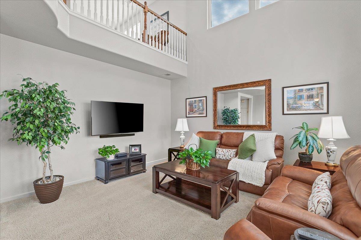2701 Ashbrook Dr, Modesto, CA 95355