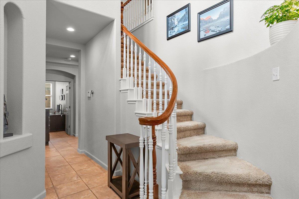 2701 Ashbrook Dr, Modesto, CA 95355