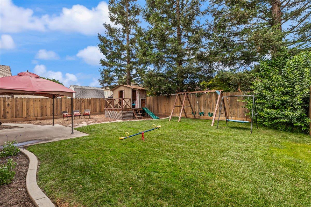 2701 Ashbrook Dr, Modesto, CA 95355
