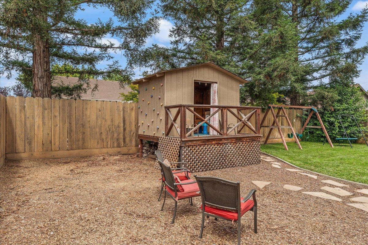 2701 Ashbrook Dr, Modesto, CA 95355