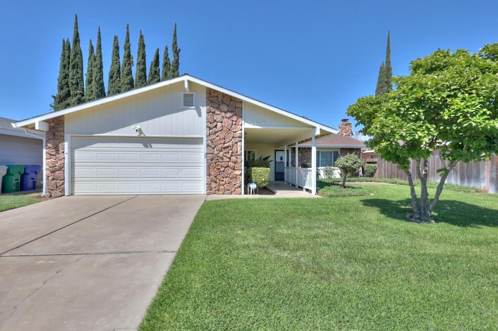 465 Center St, Atwater, CA 95301