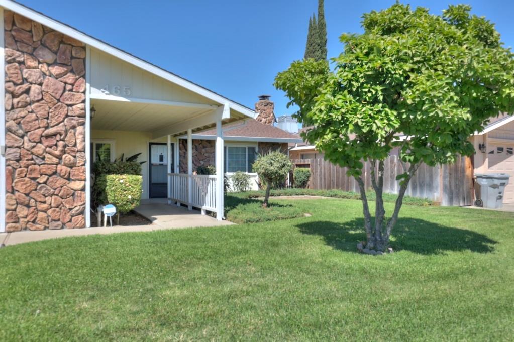 465 Center St, Atwater, CA 95301