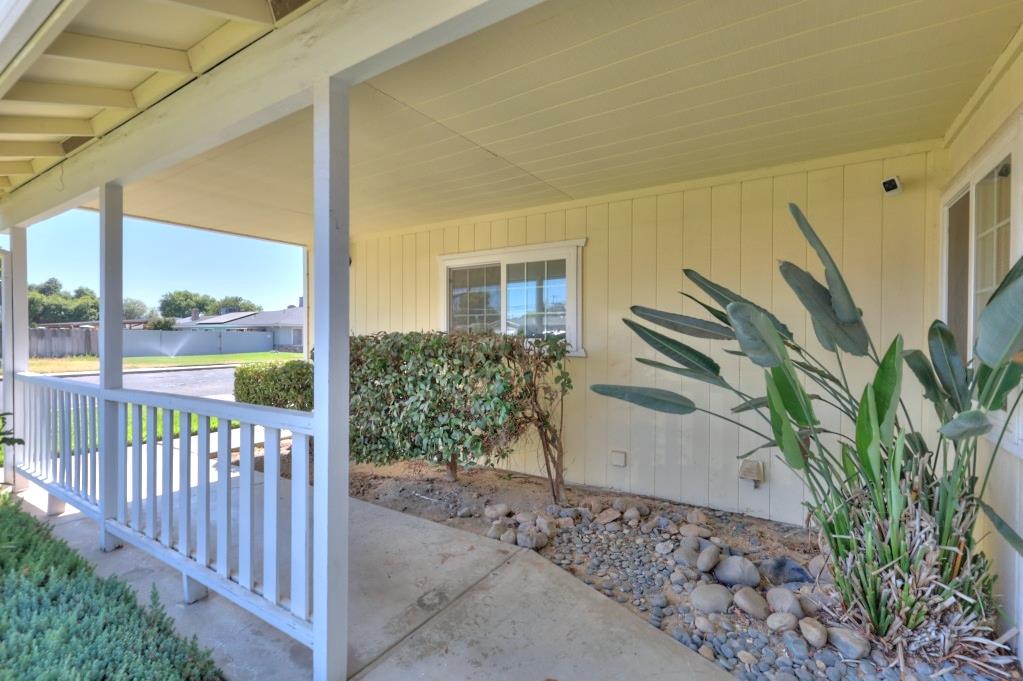 465 Center St, Atwater, CA 95301