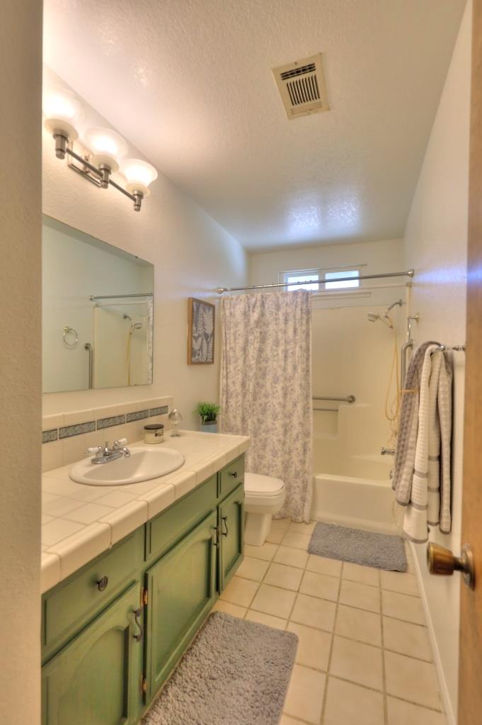 465 Center St, Atwater, CA 95301