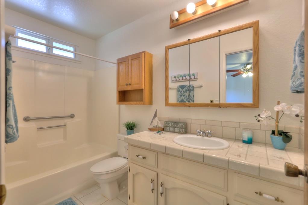 465 Center St, Atwater, CA 95301