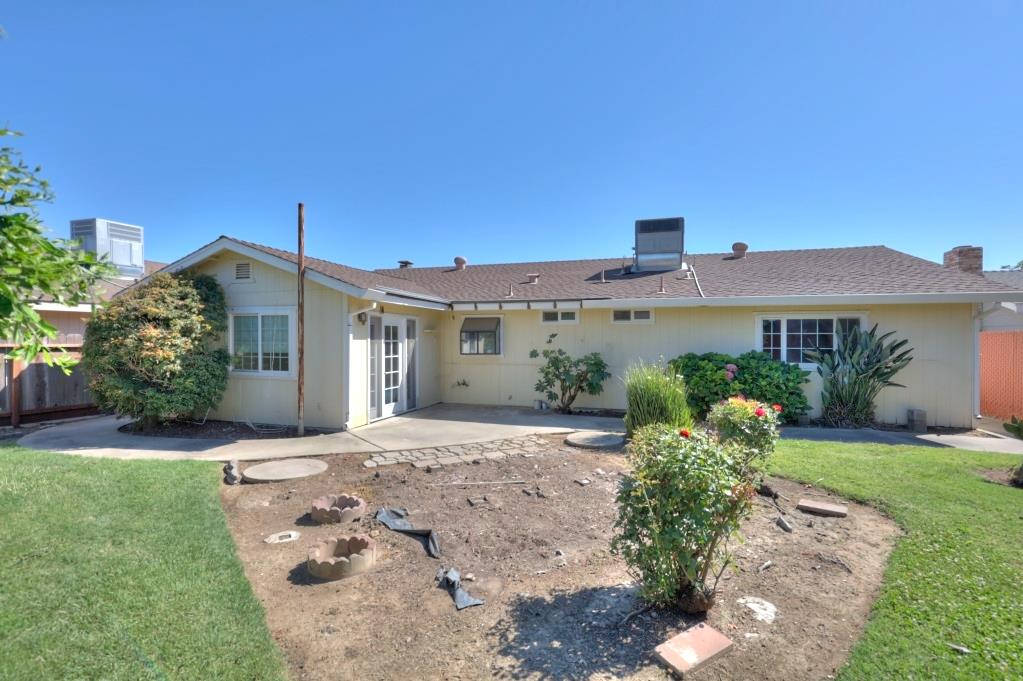 465 Center St, Atwater, CA 95301
